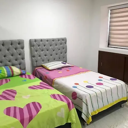 Apartamento Duplex Marina En Laguito, *